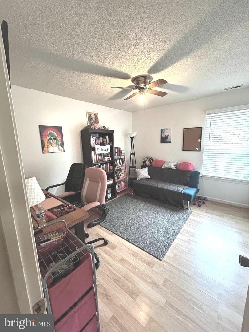 1409 N Thomas Way photo 13