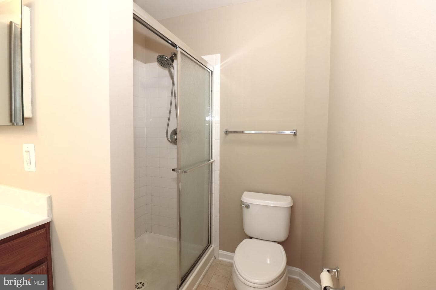 936 Persimmon photo 29