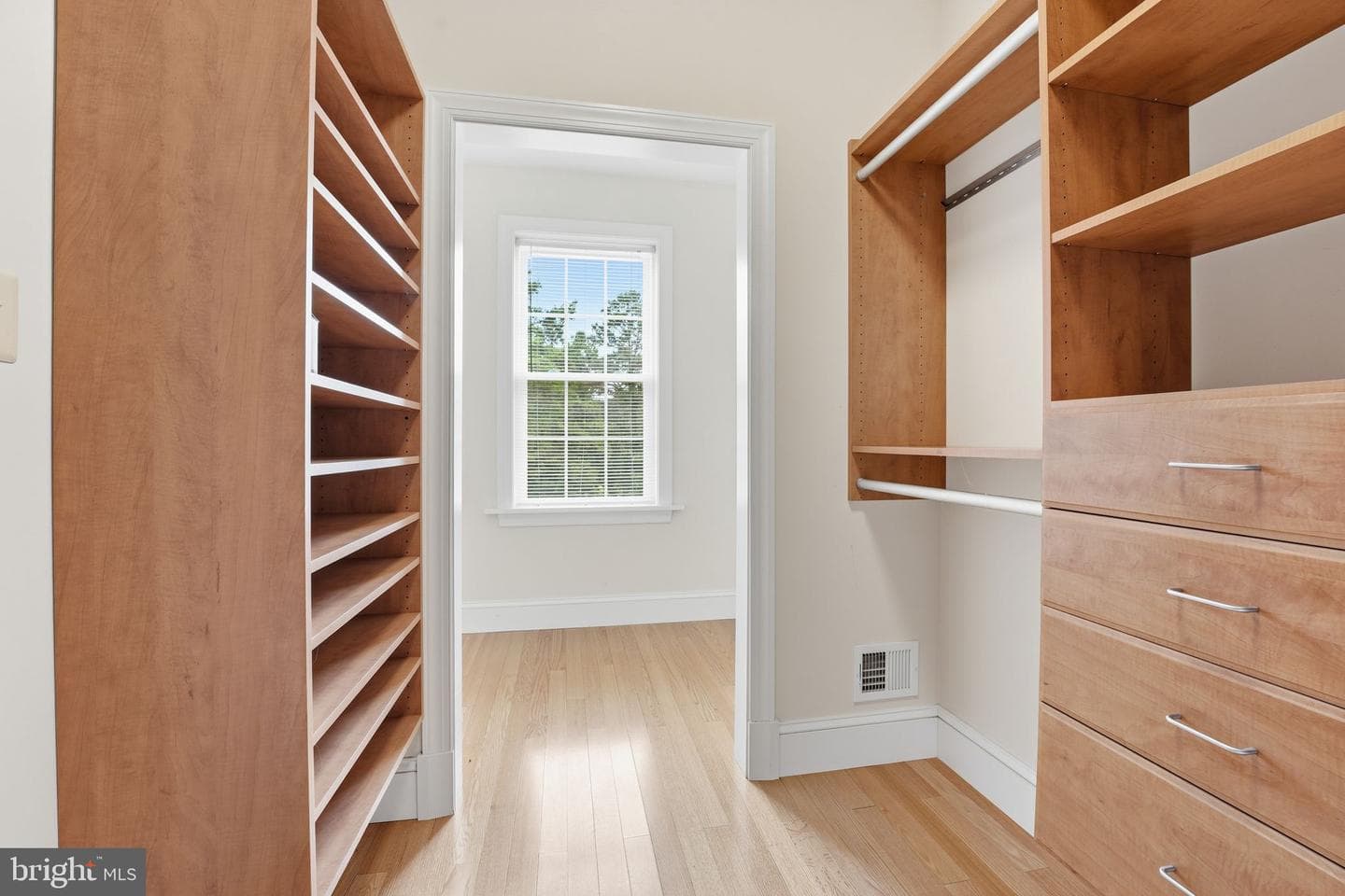 16082 Lily Hill Way photo 31