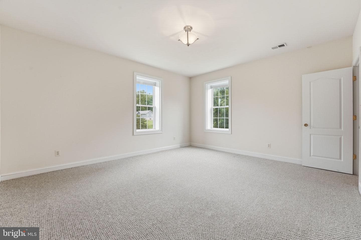 16082 Lily Hill Way photo 47