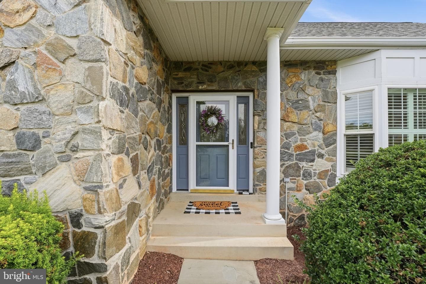 16082 Lily Hill Way photo 5