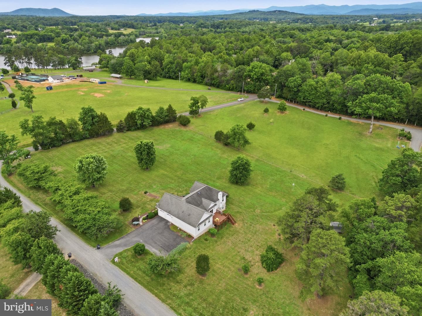 16082 Lily Hill Way photo 67