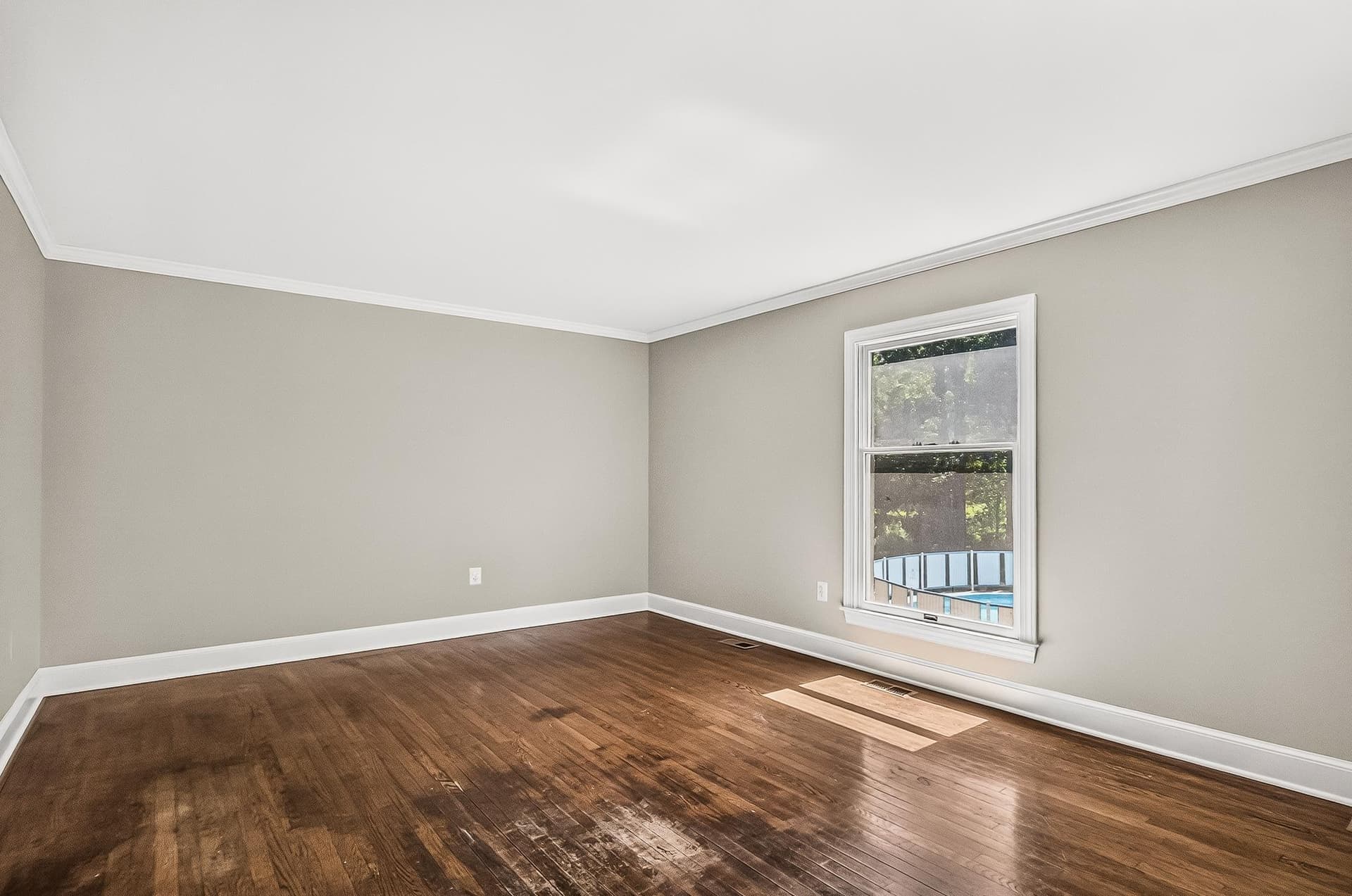 5645 Countryside Circle photo 11