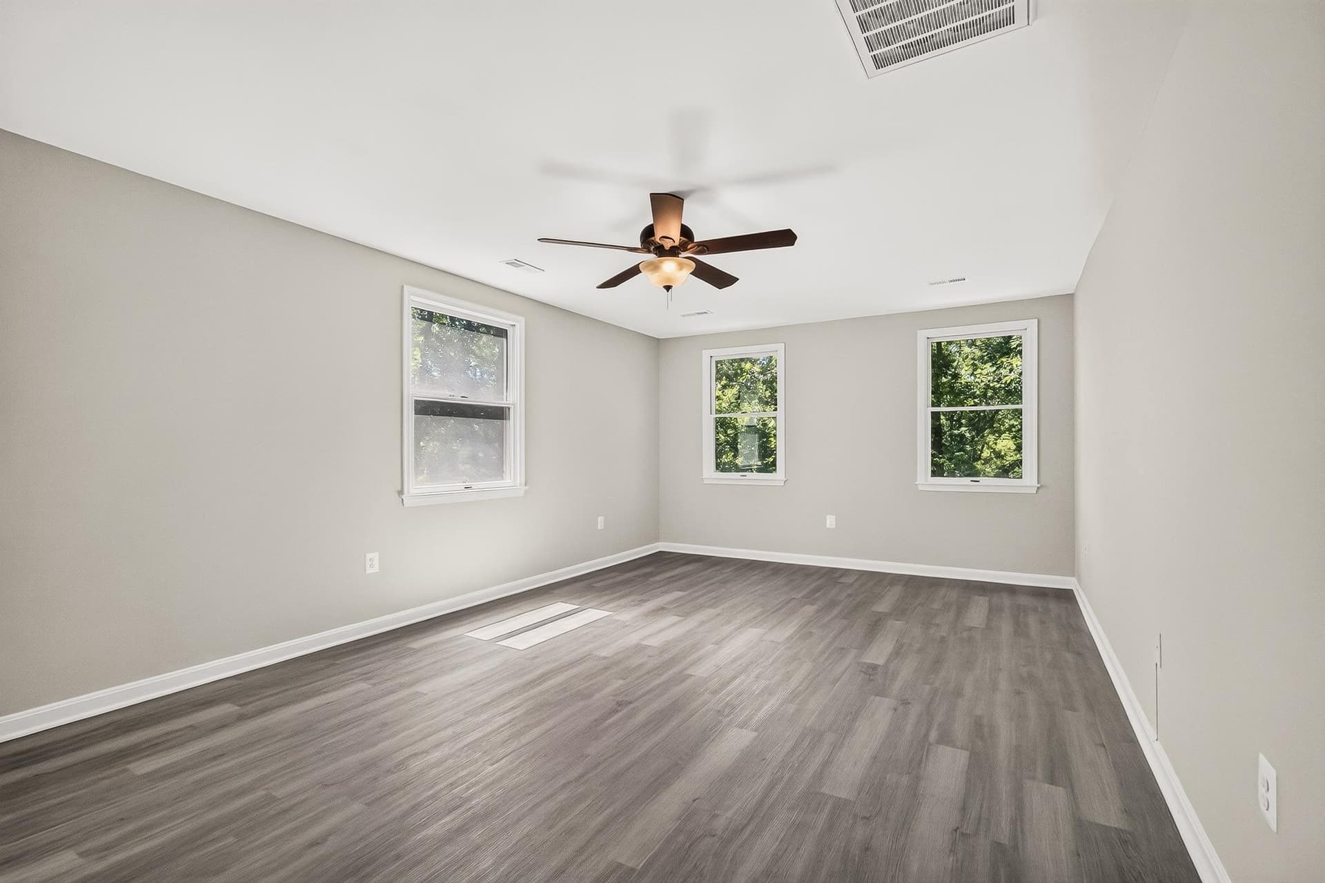 5645 Countryside Circle photo 32