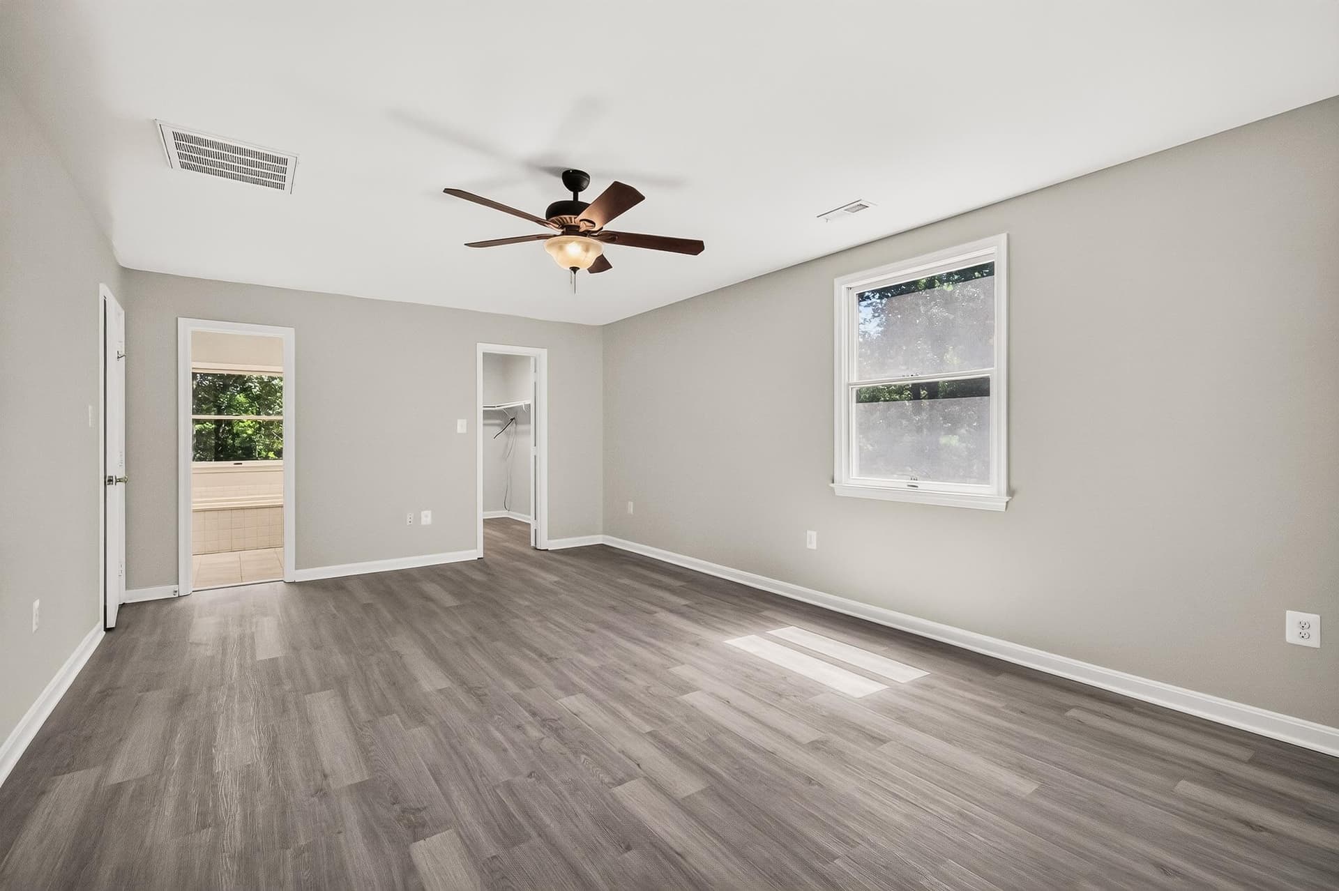 5645 Countryside Circle photo 33