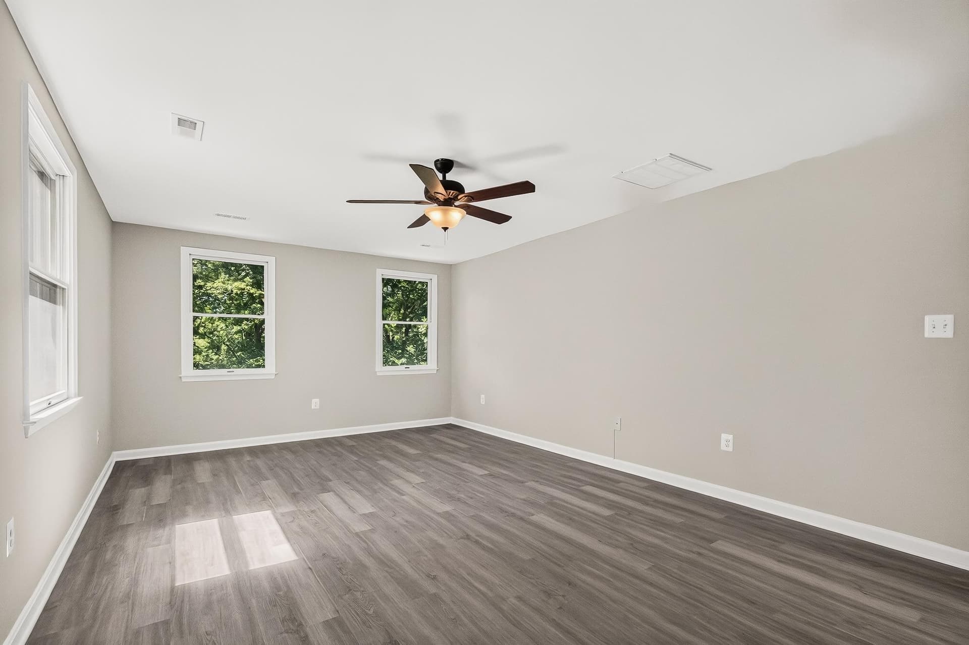 5645 Countryside Circle photo 35