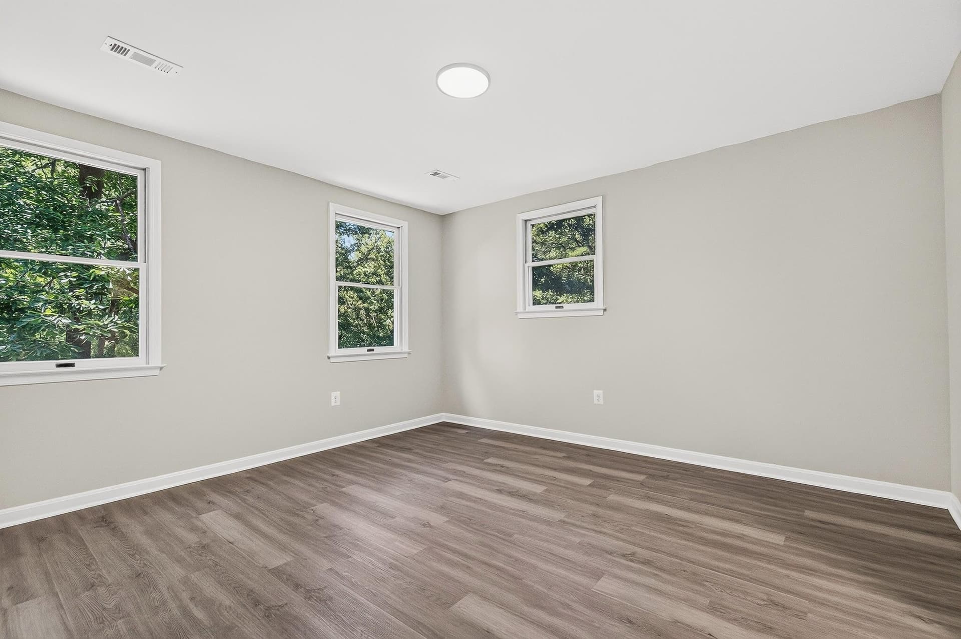 5645 Countryside Circle photo 44
