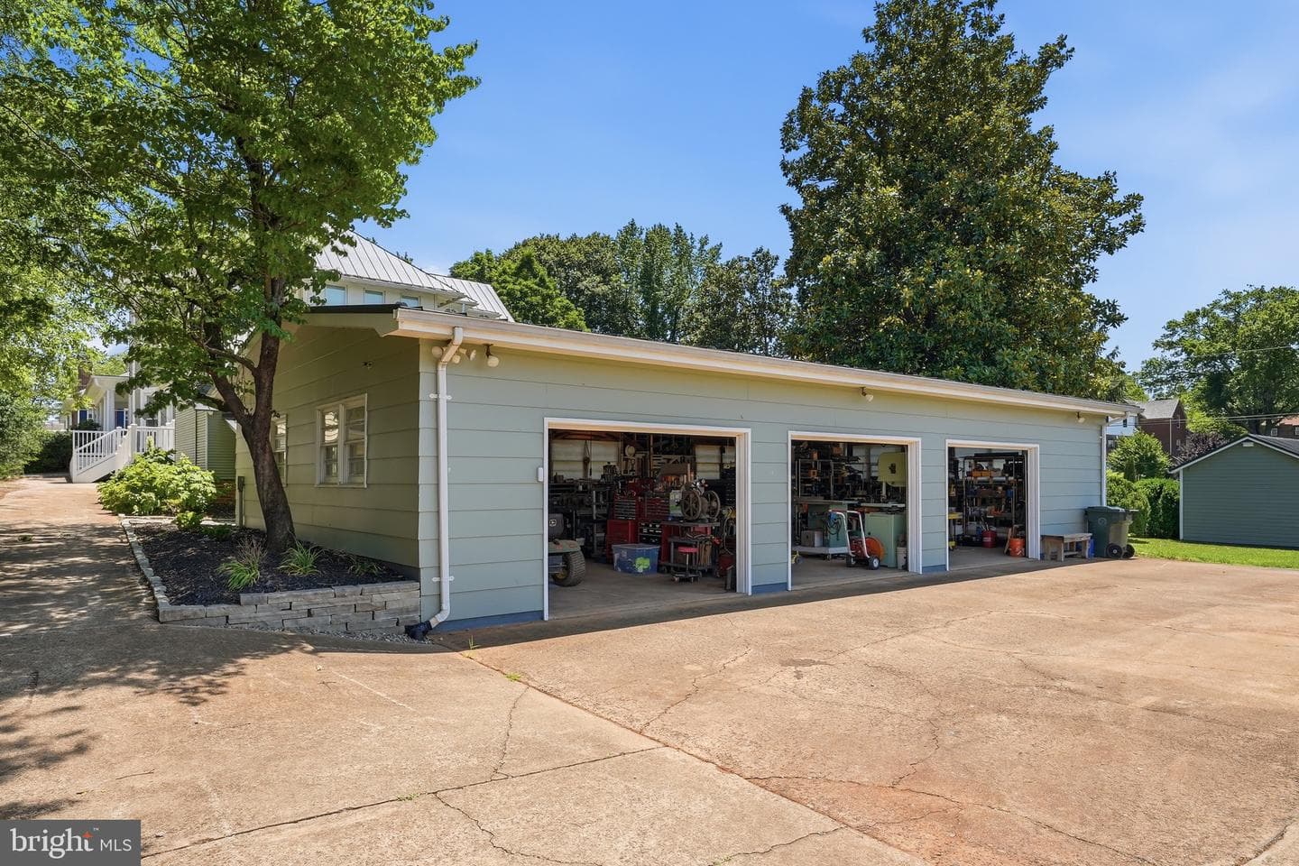 406 Macoy Ave photo 35