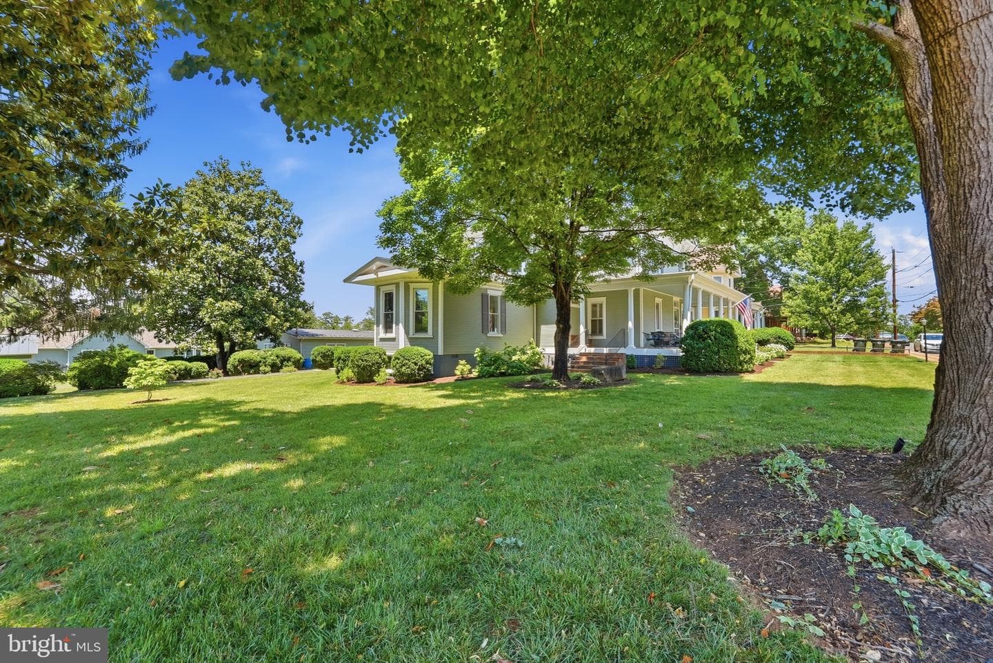 406 Macoy Ave photo 40