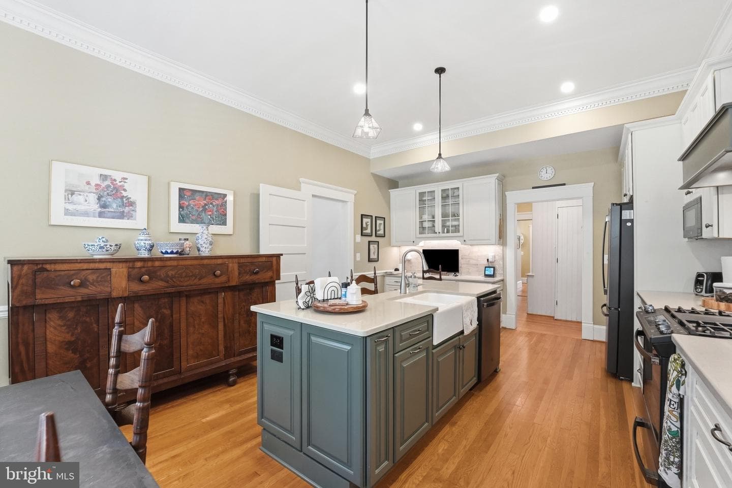 406 Macoy Ave photo 49