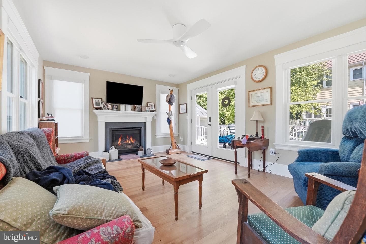406 Macoy Ave photo 54