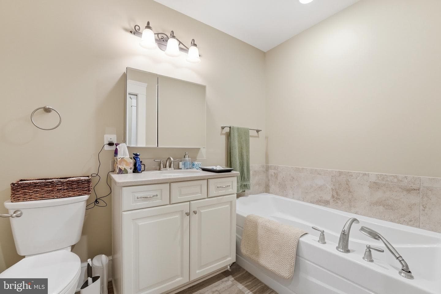 406 Macoy Ave photo 61