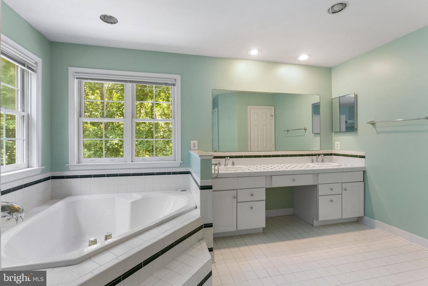 2415 Brighton Place photo 44