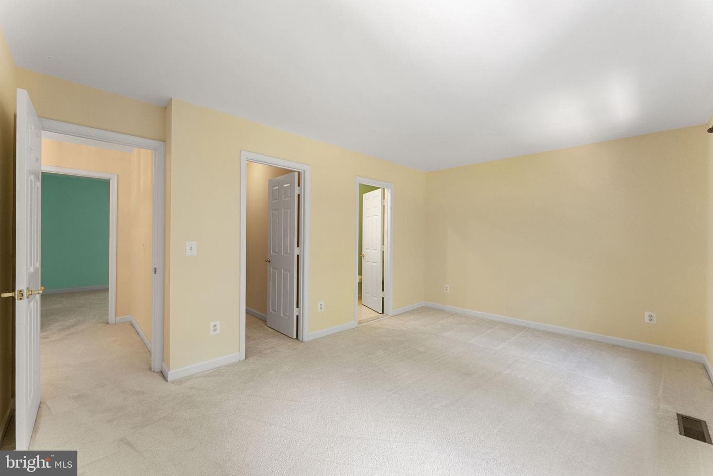 2415 Brighton Place photo 58
