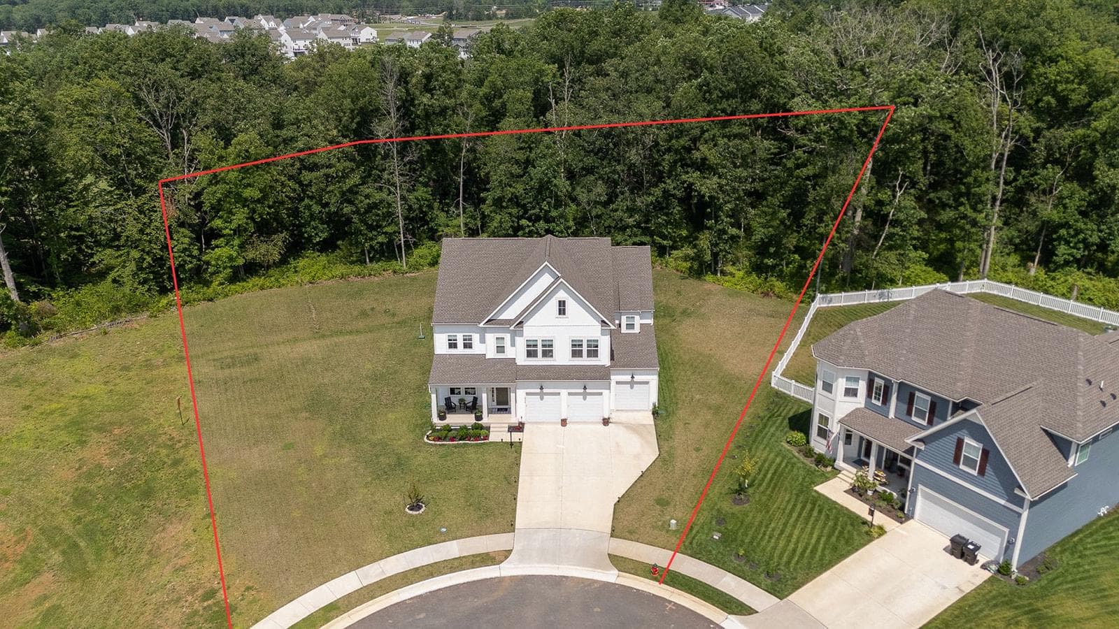 2375 Hawkshill Drive photo 4
