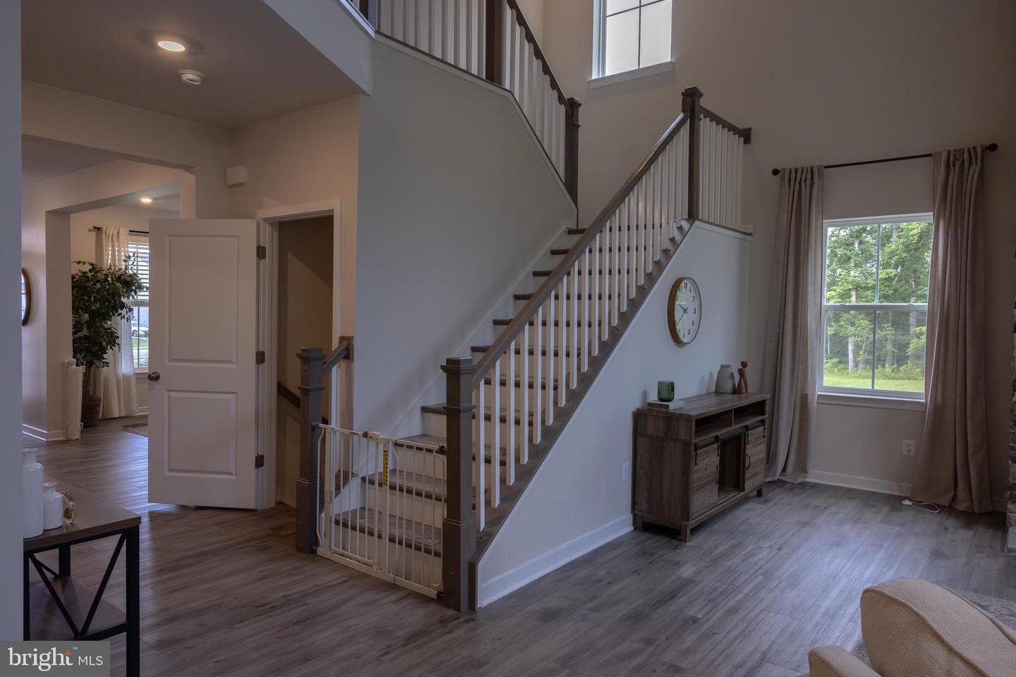 2375 Hawkshill Drive photo 48