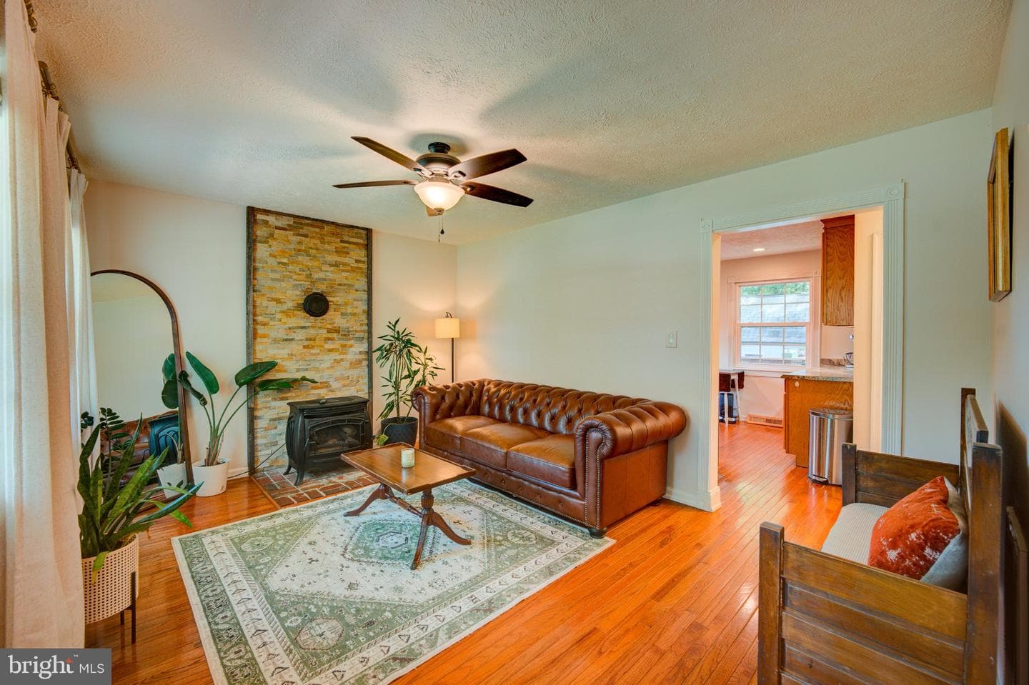 9595 Roys Lane photo 3