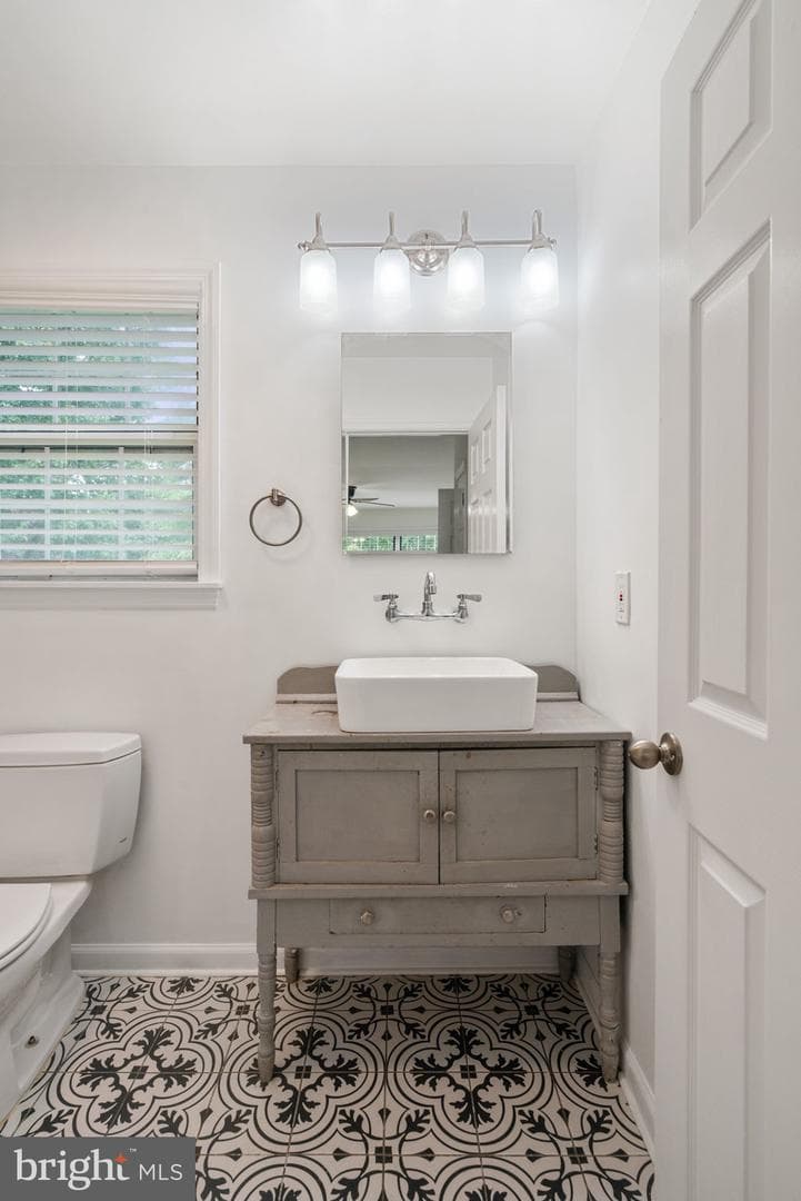 2309 Maplewood Drive photo 31