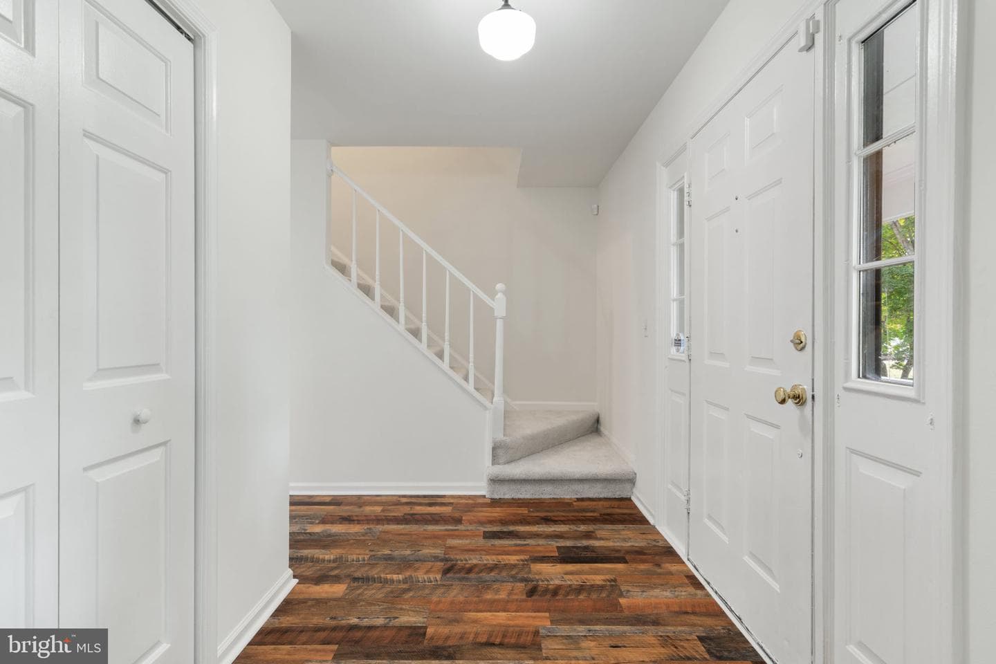 2309 Maplewood Drive photo 4