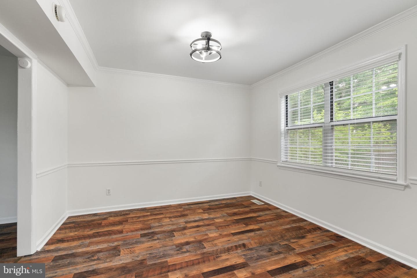 2309 Maplewood Drive photo 9