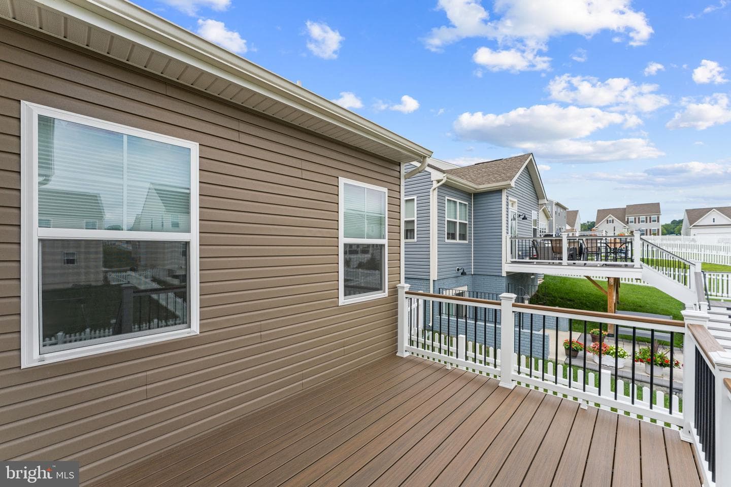 2047 Armstrong Terrace photo 47