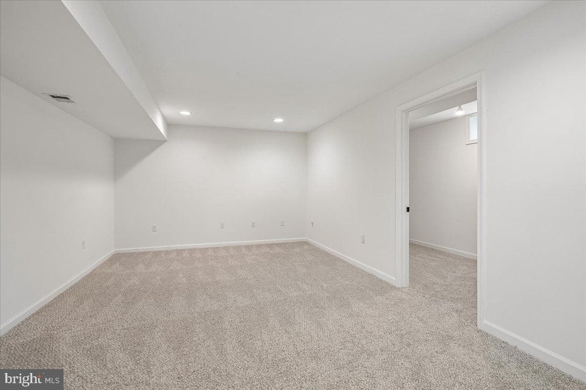 15117 Montanus Drive photo 22