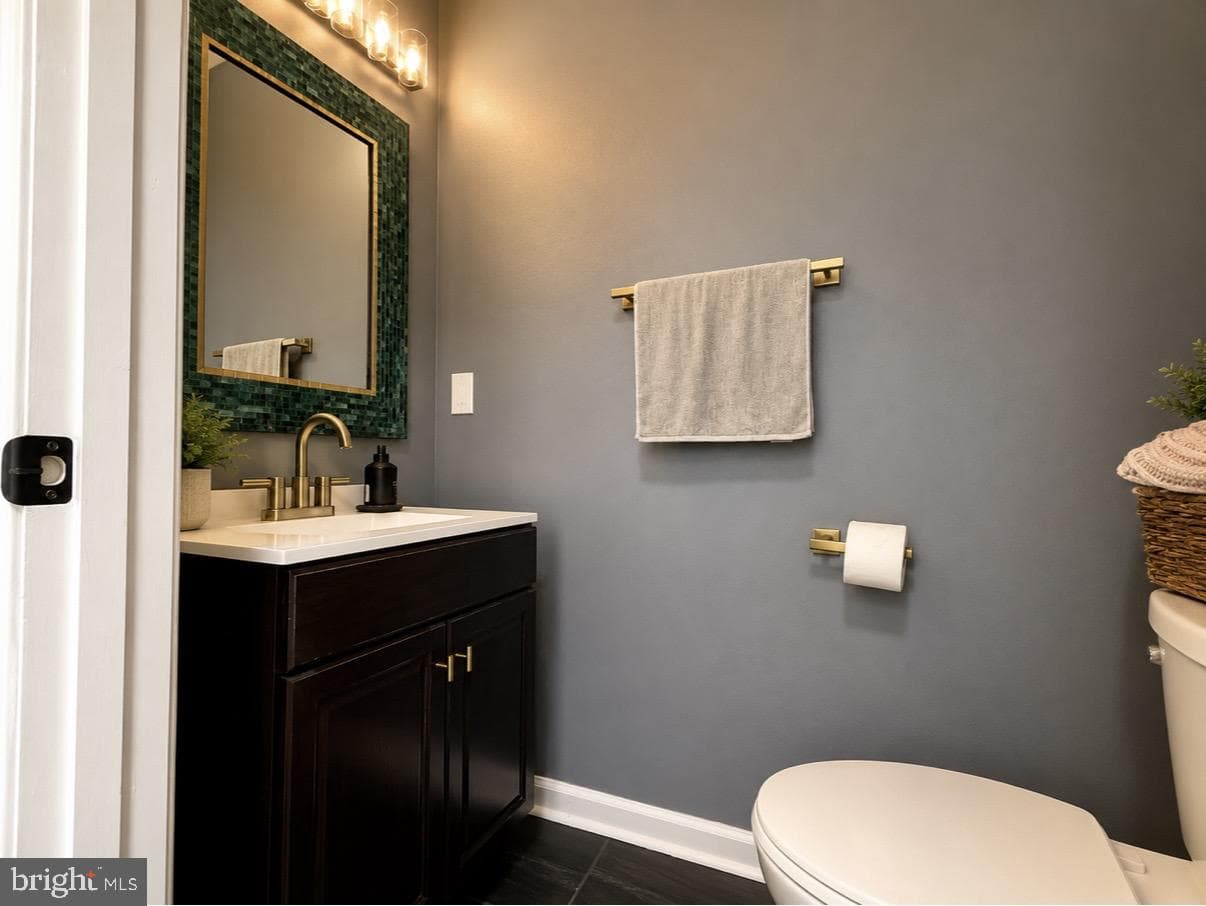 2043 Cranberry Lane photo 4