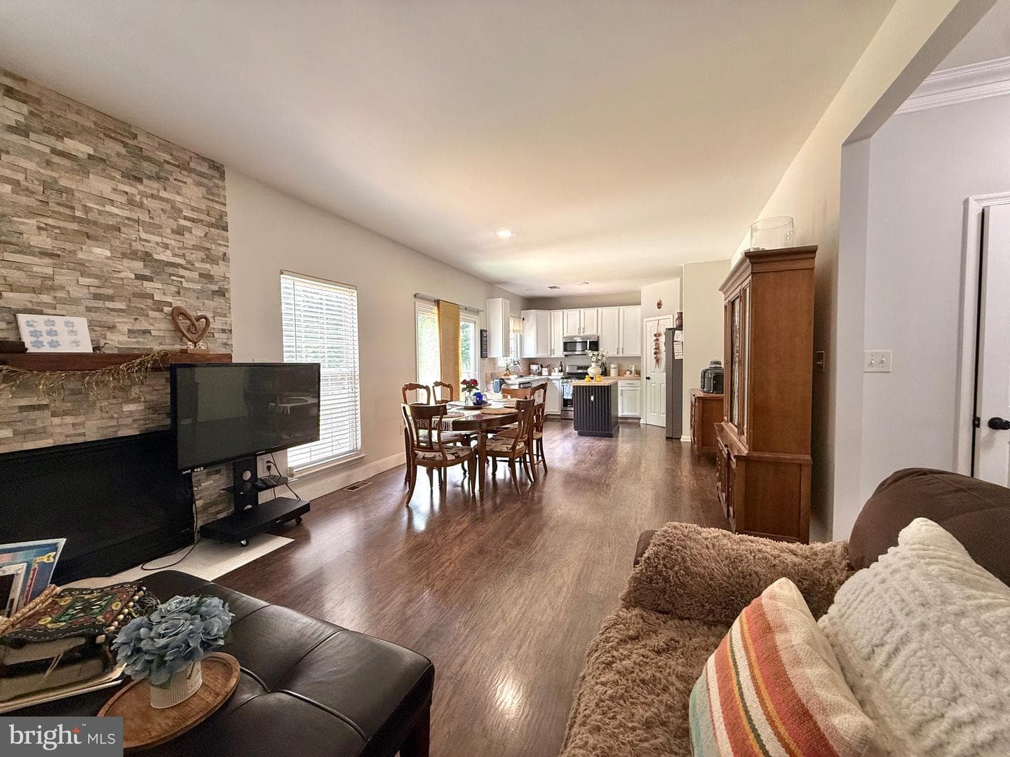 2043 Cranberry Lane photo 5