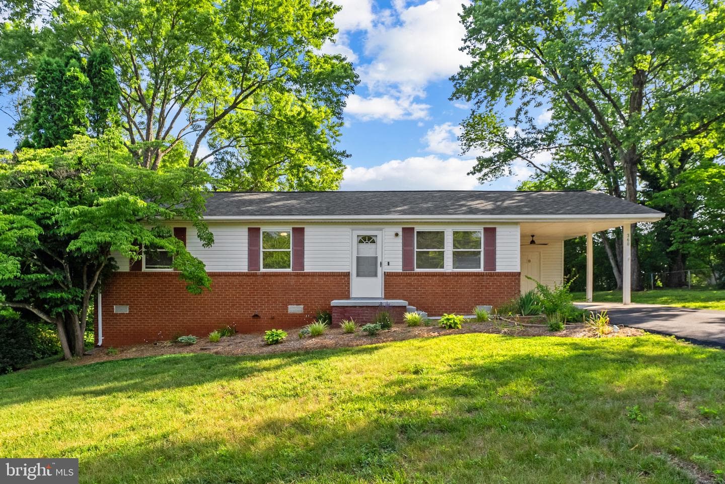 360 Elizabeth Street, Culpeper