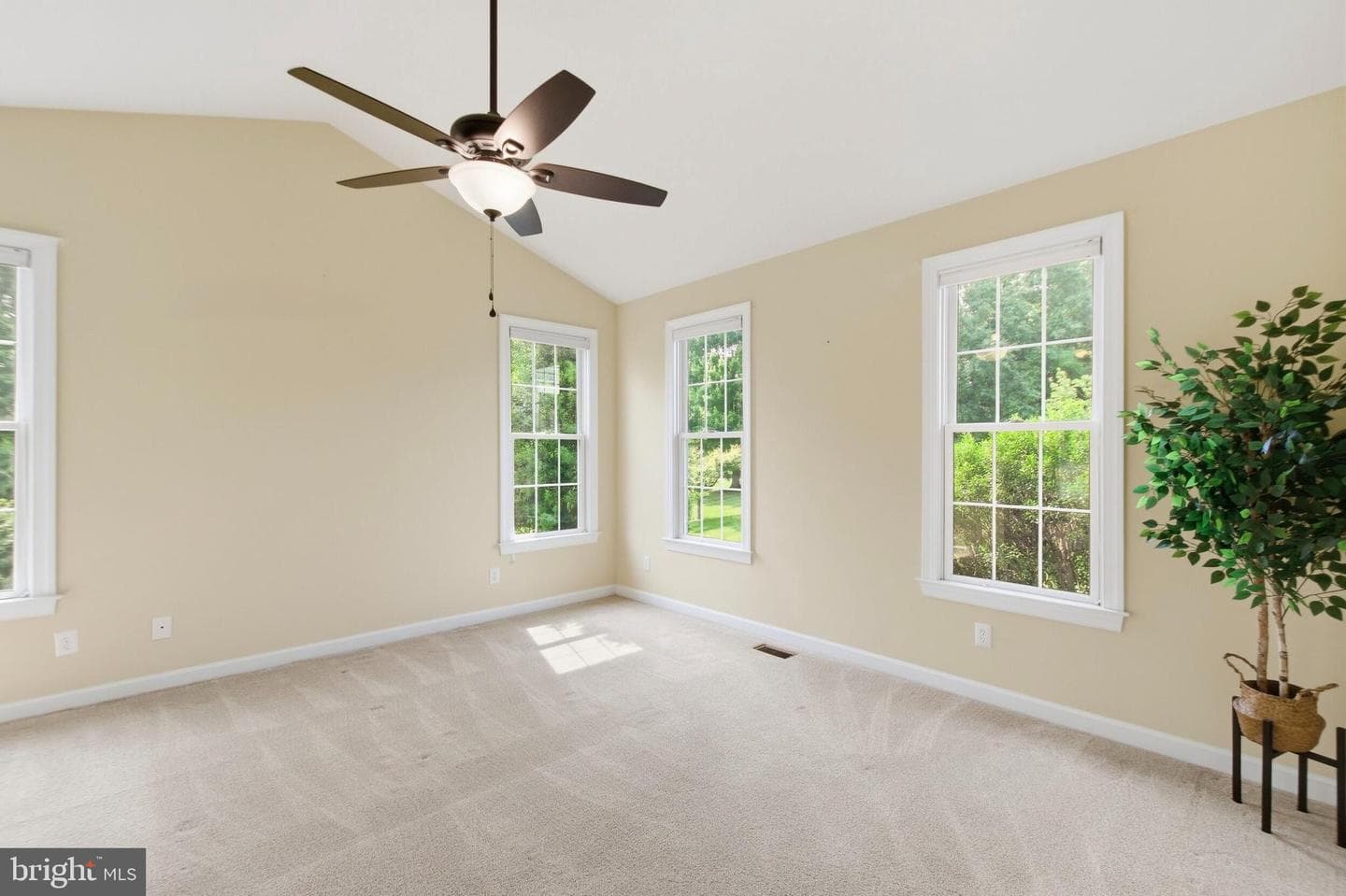 11405 Rotherwood Drive photo 38