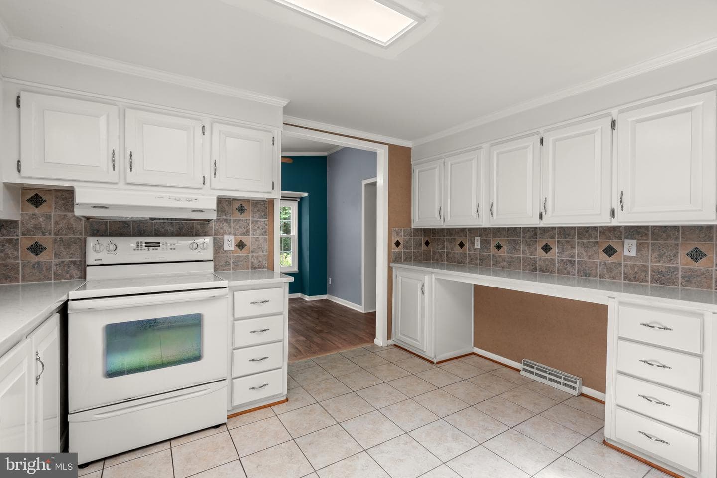 925 Jones Drive photo 10