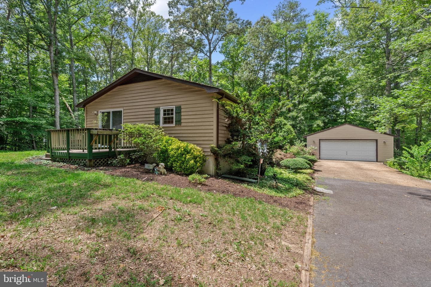 925 Jones Drive photo 21