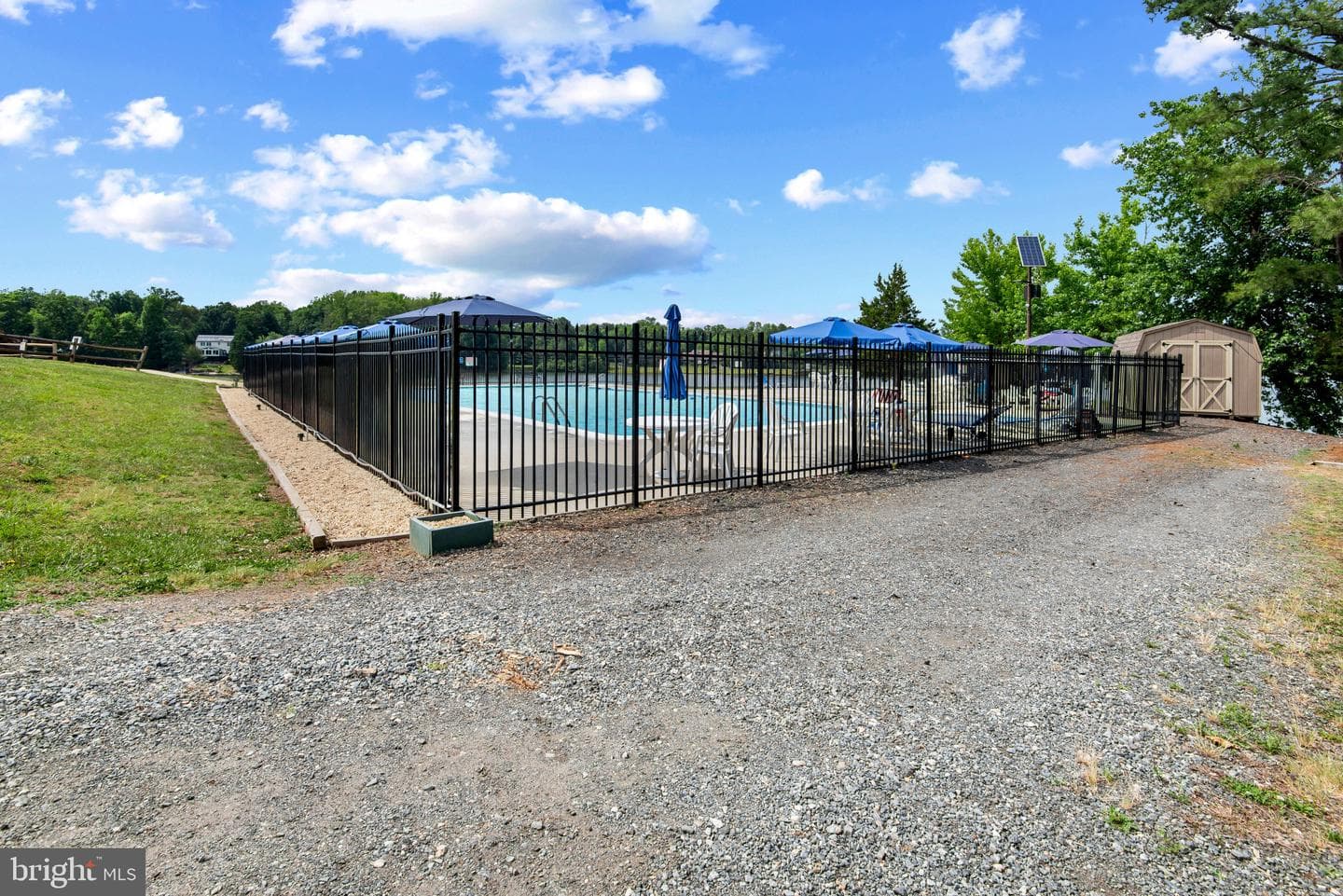 925 Jones Drive photo 32