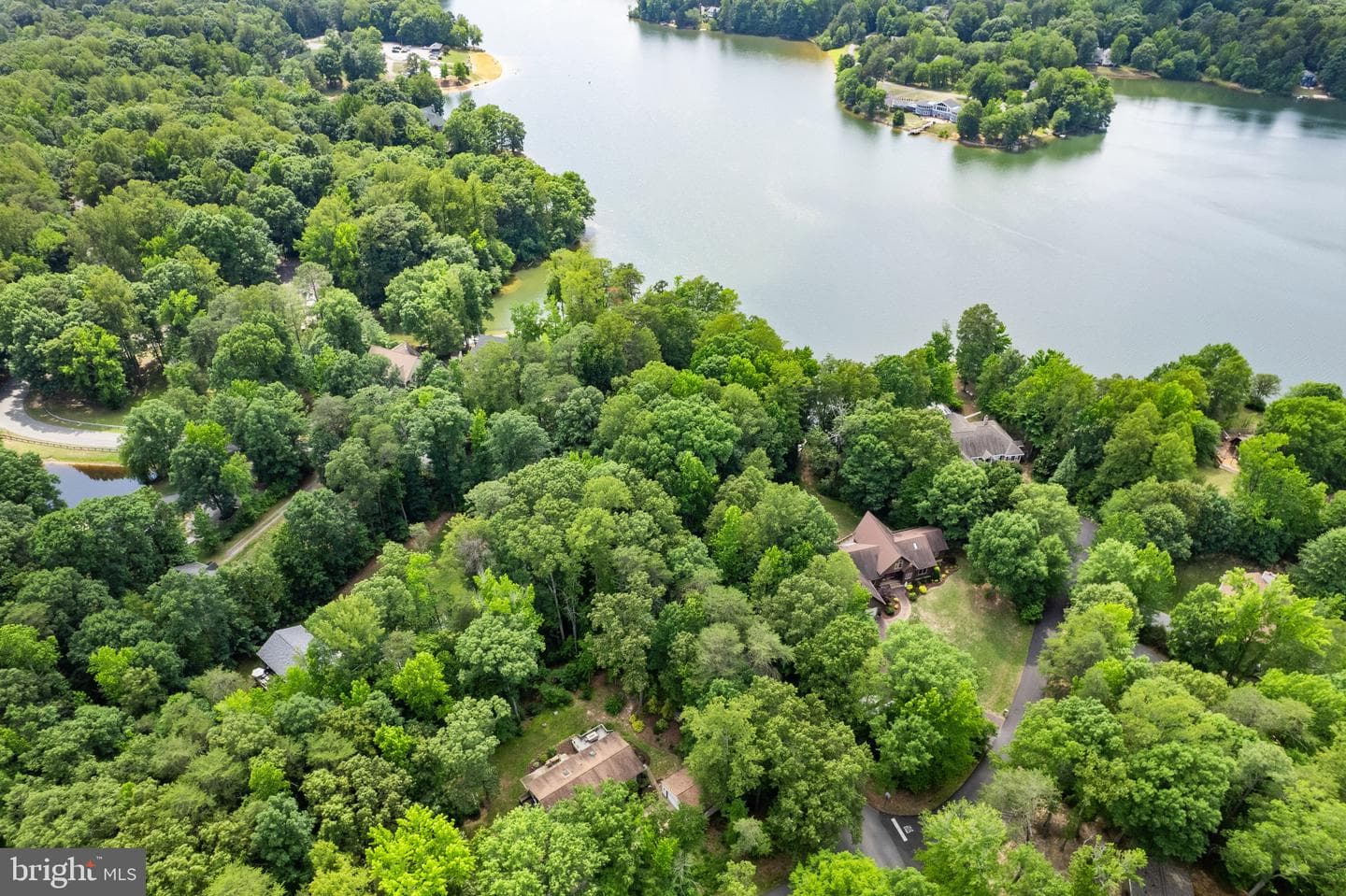 925 Jones Drive photo 35