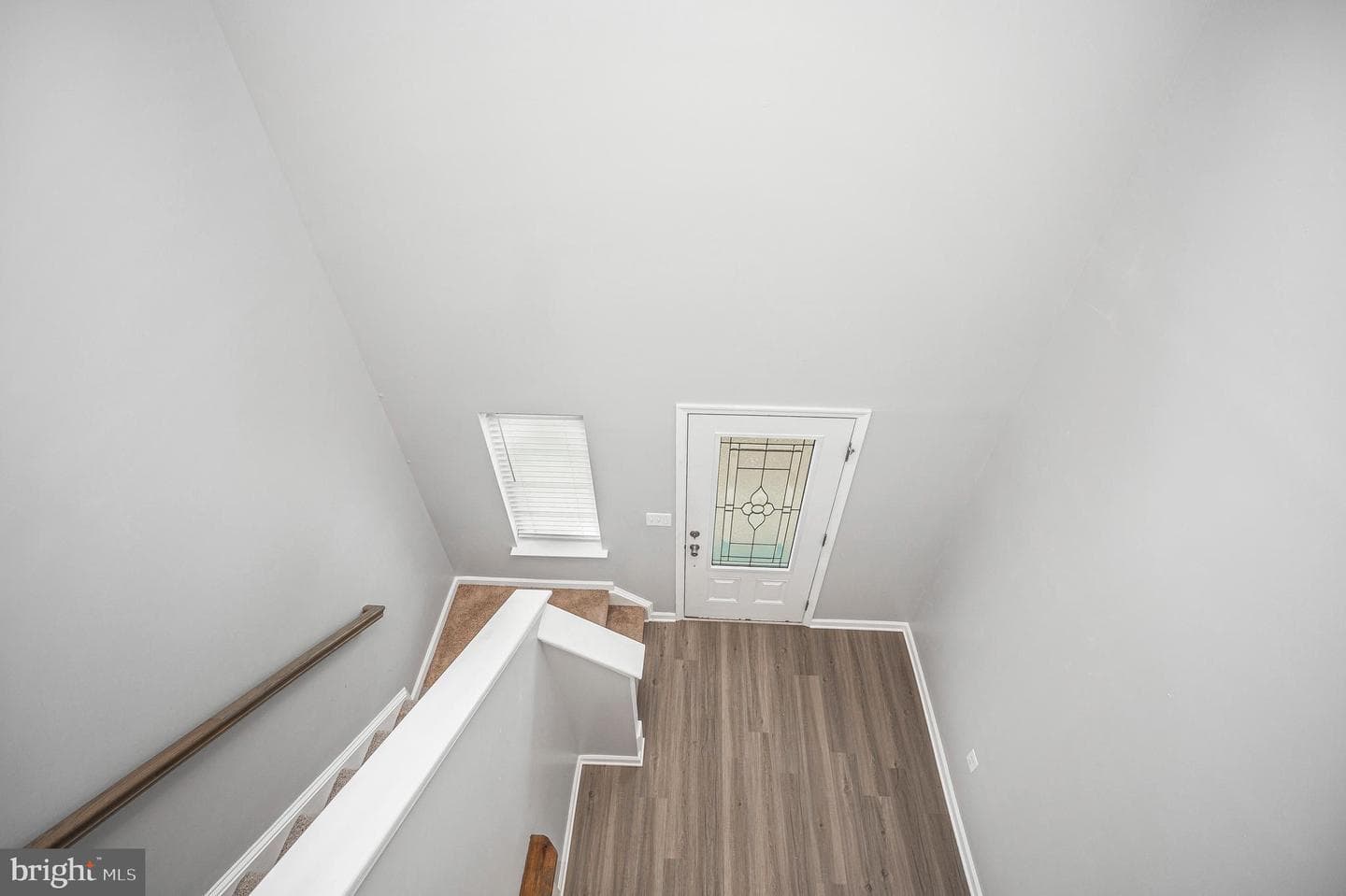17086 Rollins Road photo 18