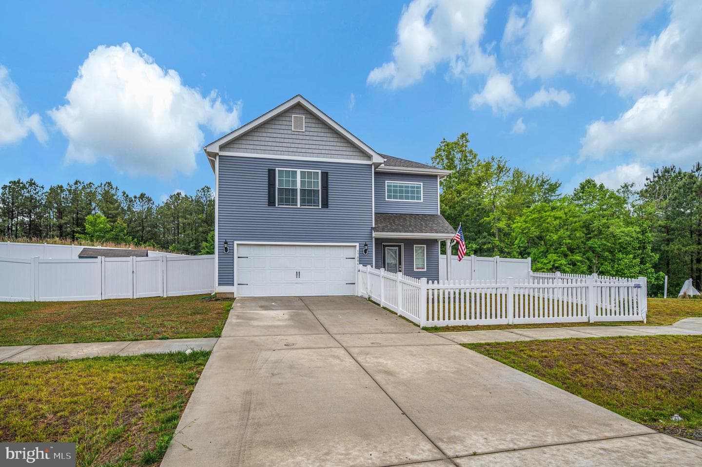 17086 Rollins Road photo 2