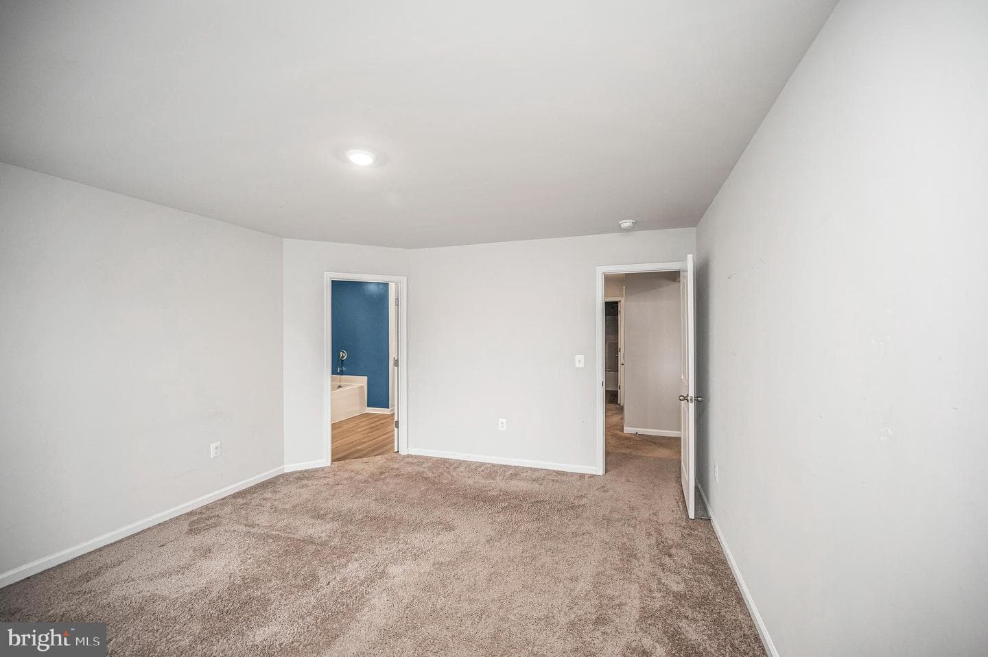 17086 Rollins Road photo 33