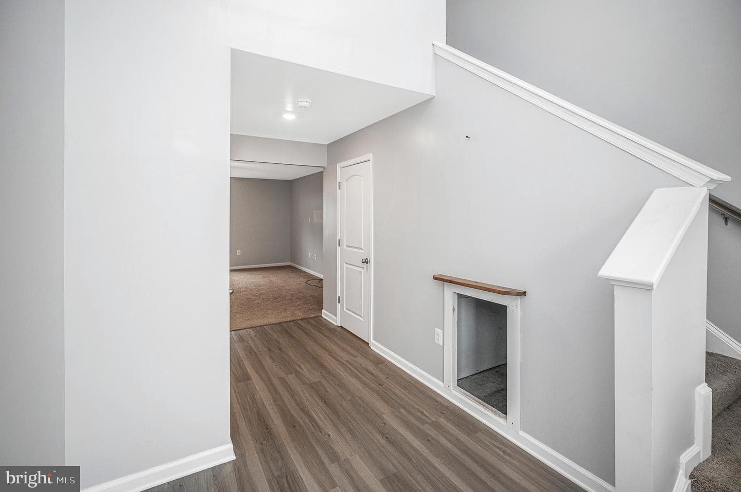 17086 Rollins Road photo 8