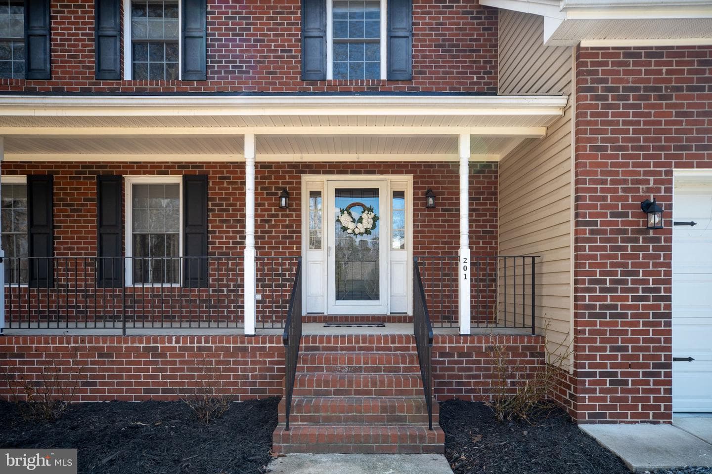 201 Lake Caroline Drive photo 2