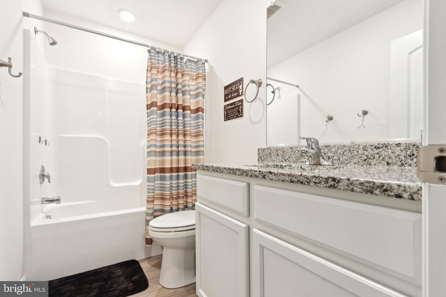 17063 Rollins Road photo 32
