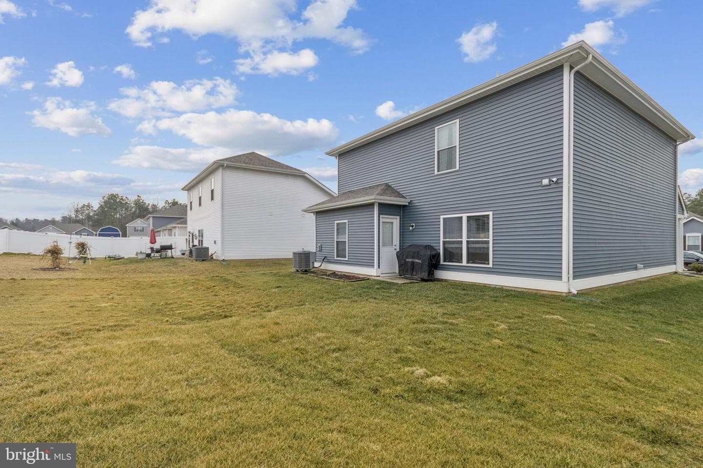 17063 Rollins Road photo 38