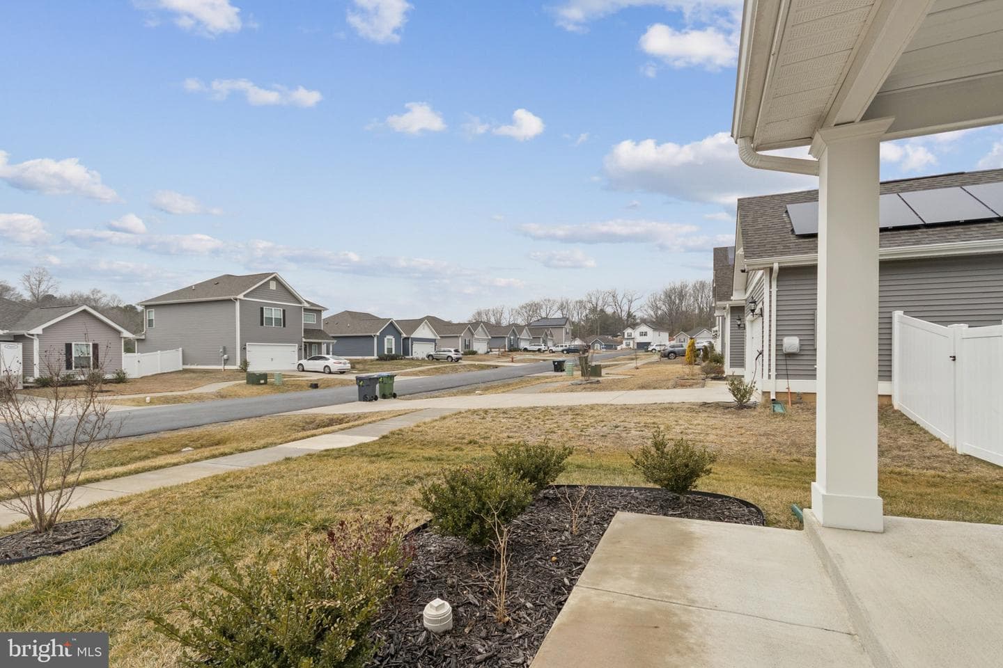 17063 Rollins Road photo 4
