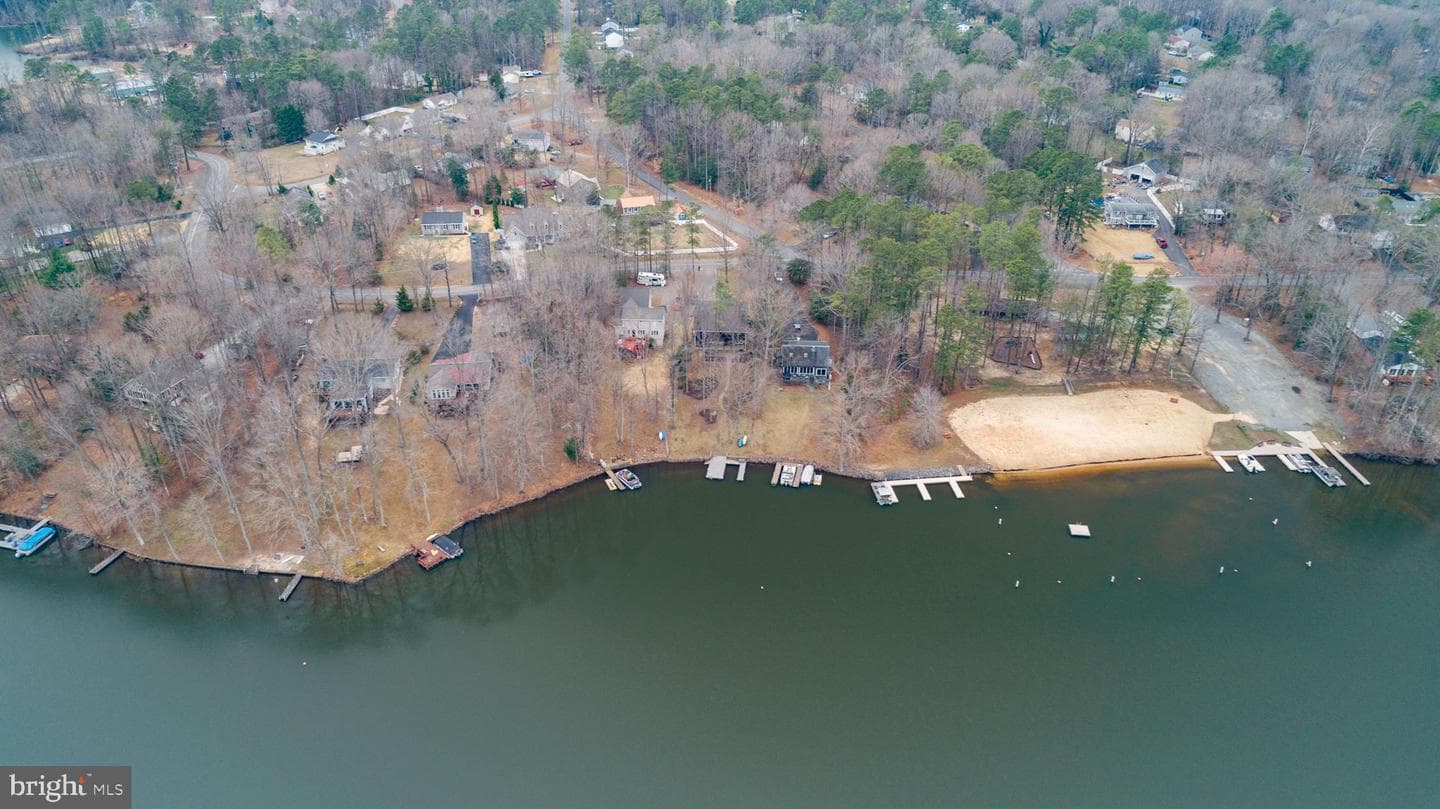 328 Lake Caroline Drive photo 72