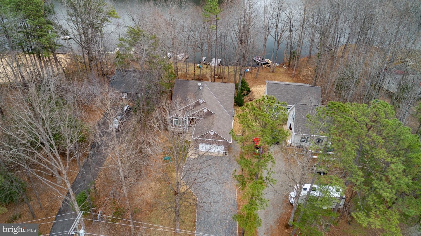 328 Lake Caroline Drive photo 80