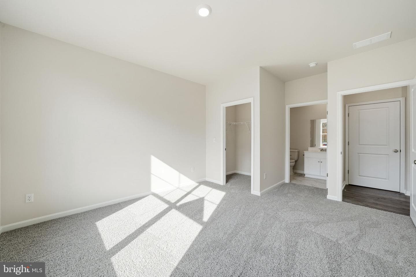 17466 Clark & York Boulevard photo 28