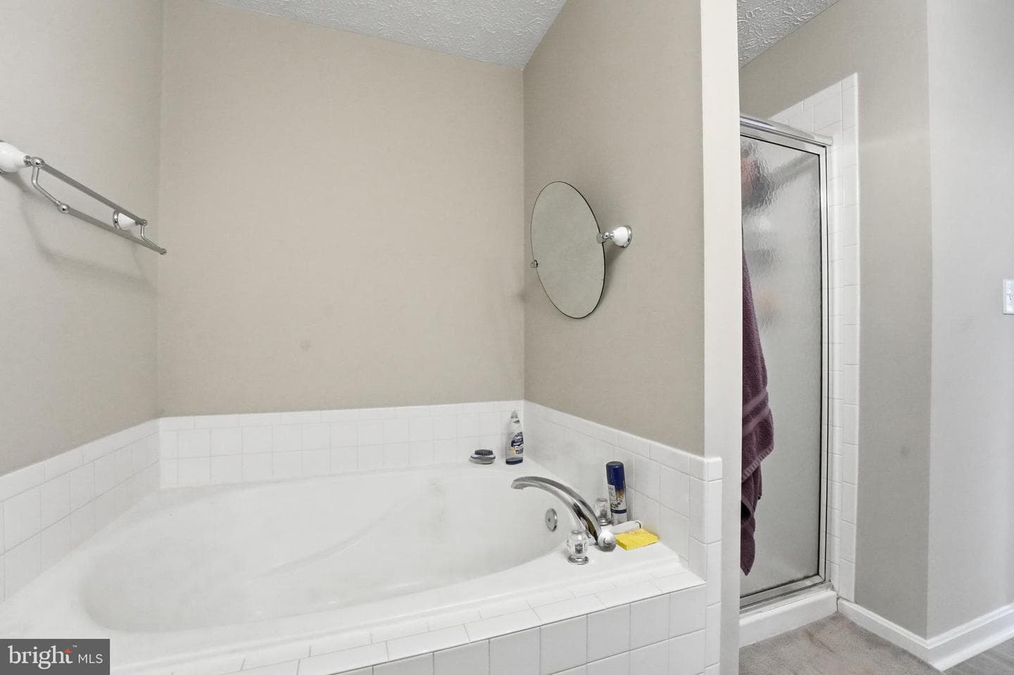 219 Hollyside Drive photo 23