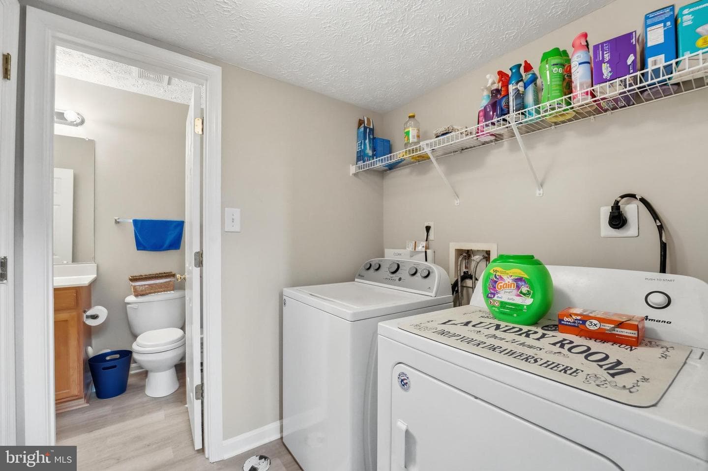 219 Hollyside Drive photo 31