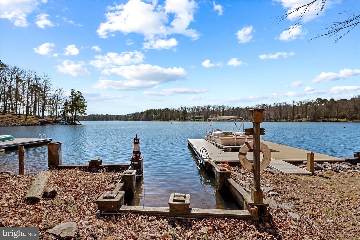 686 Lake Caroline Drive photo 15