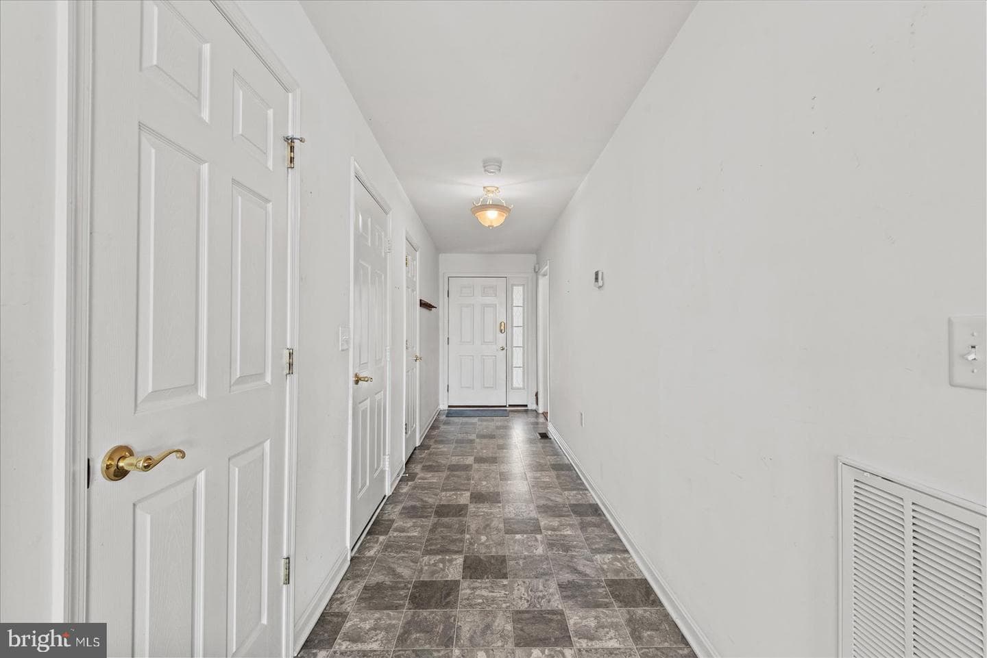 686 Lake Caroline Drive photo 19
