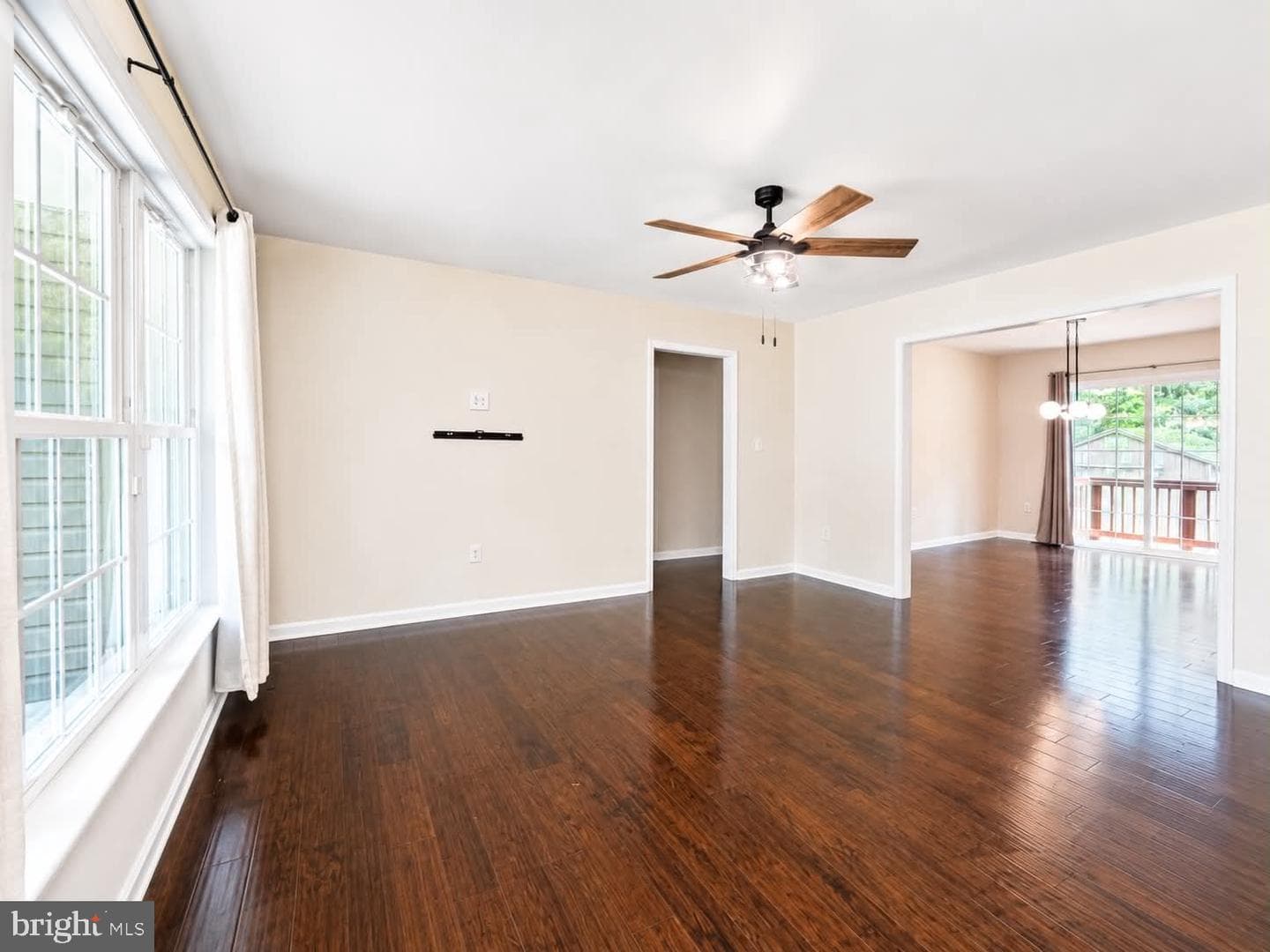 210 Lexington Drive photo 8
